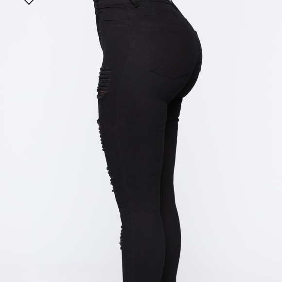 Distressed jeans - Picture 3 of 7